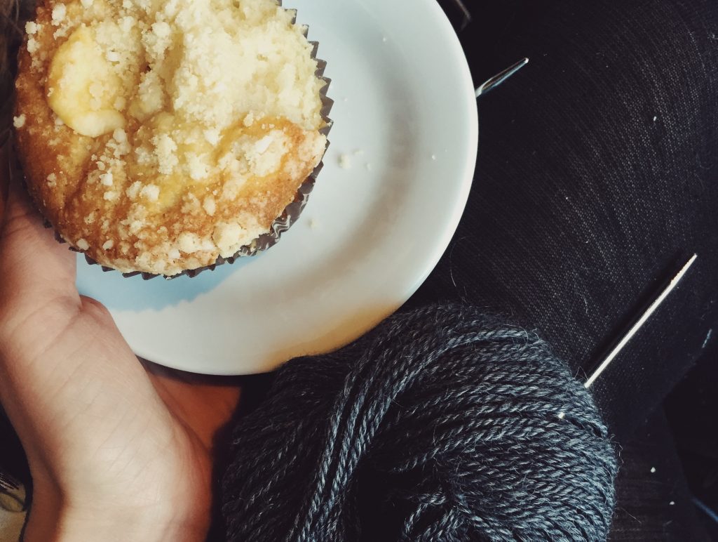 knitting-coffee-break